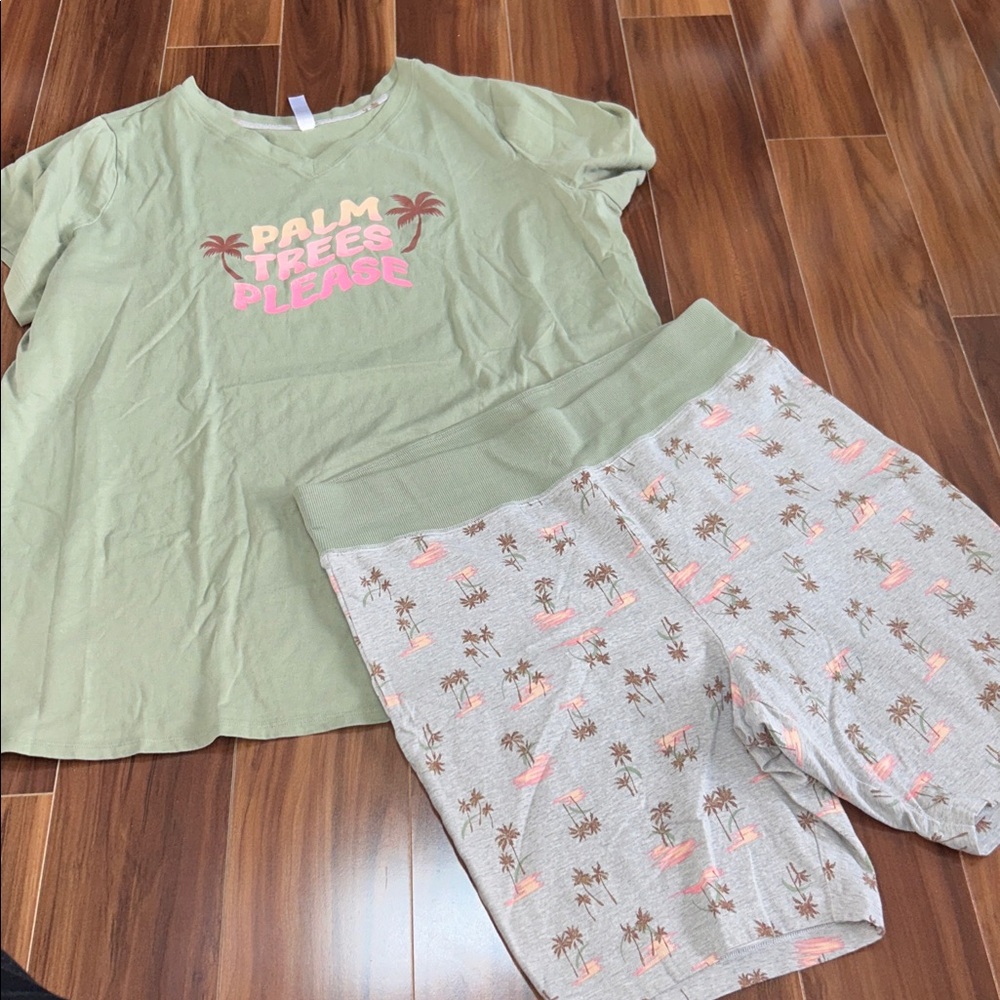 Size 18/20 / 2X Cacique sleep pajama set